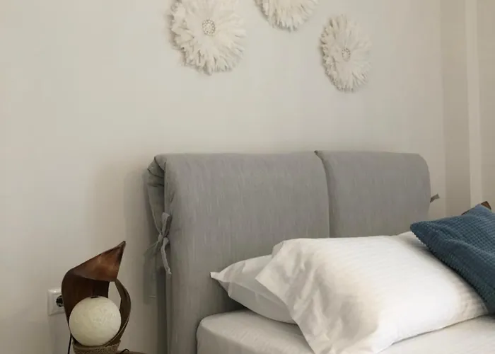 Fays Luxury Apartments By The Sea
